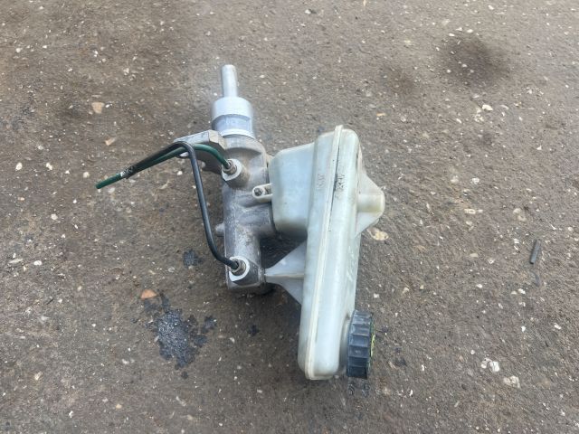 bontott OPEL VIVARO Főfékhenger