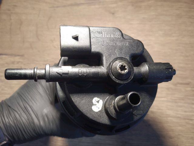 bontott OPEL VIVARO Gázolajszűrő Ház