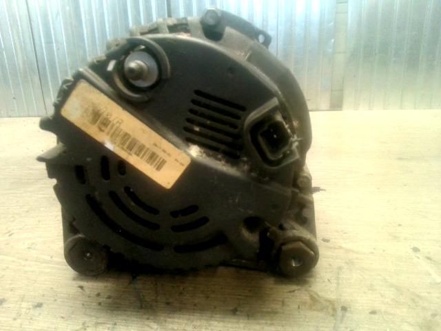 bontott OPEL VIVARO Generátor