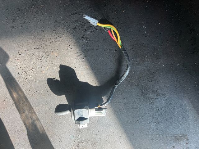 bontott OPEL VIVARO Gyújtáskapcsoló