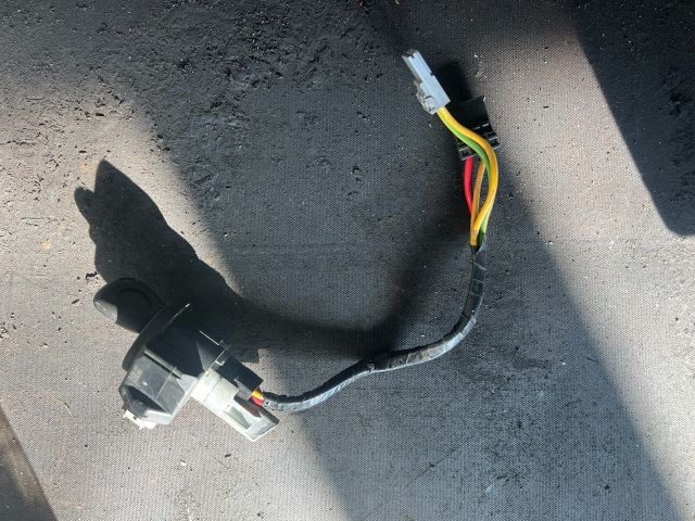 bontott OPEL VIVARO Gyújtáskapcsoló