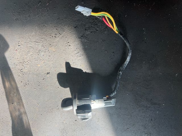 bontott OPEL VIVARO Gyújtáskapcsoló