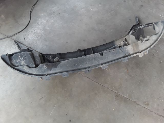 bontott OPEL VIVARO Homlokfal (Üres lemez)