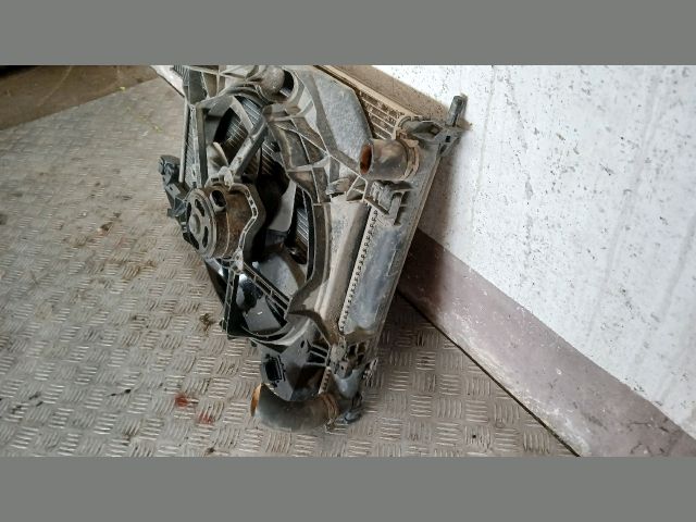 bontott OPEL VIVARO Hűtő Ventilátor(ok), Radiátor(ok) Szett