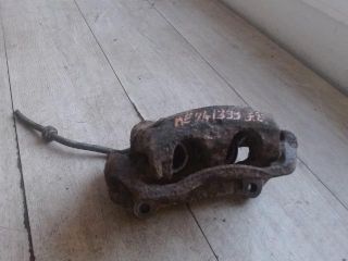 bontott OPEL VIVARO Jobb első Féknyereg Munkahengerrel