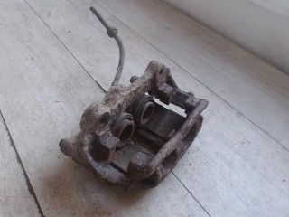 bontott OPEL VIVARO Jobb első Féknyereg Munkahengerrel