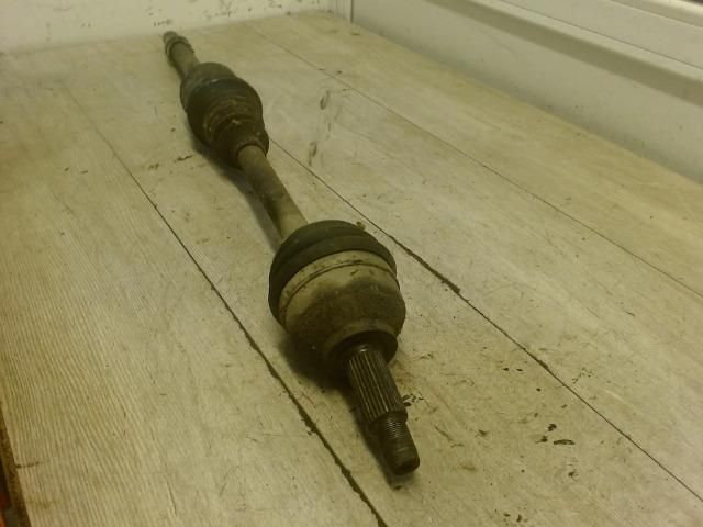 bontott OPEL VIVARO Jobb Féltengely