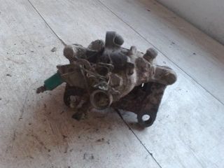 bontott OPEL VIVARO Jobb hátsó Féknyereg Munkahengerrel