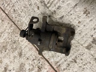 bontott OPEL VIVARO Jobb hátsó Féknyereg Munkahengerrel