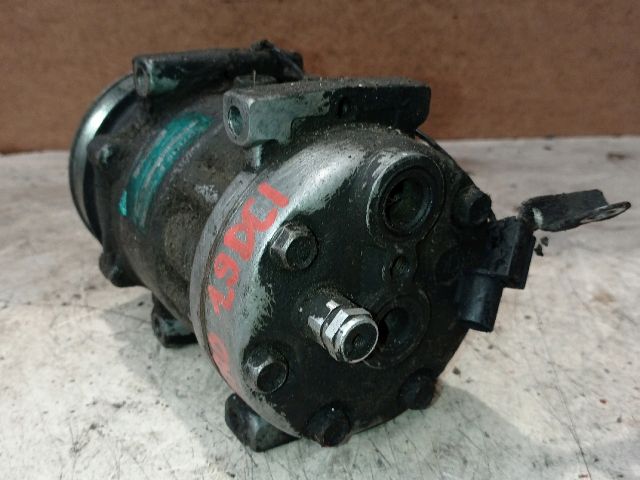 bontott OPEL VIVARO Klímakompresszor