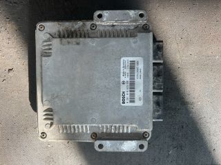 bontott OPEL VIVARO Motorvezérlő