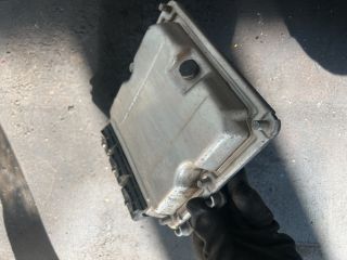 bontott OPEL VIVARO Motorvezérlő