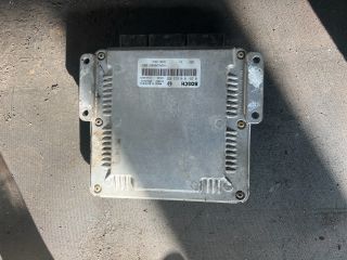 bontott OPEL VIVARO Motorvezérlő