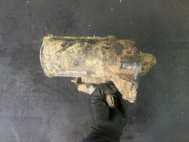 bontott OPEL VIVARO Önindító