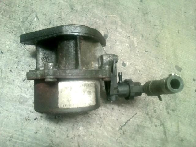 bontott OPEL VIVARO Vákumpumpa