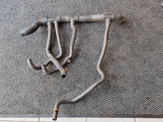 bontott OPEL VIVARO Vízcső