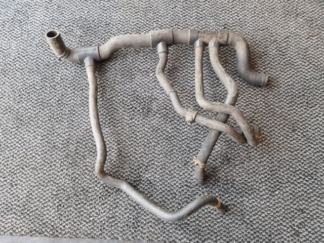 bontott OPEL VIVARO Vízcső