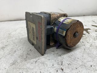 bontott OPEL VIVARO ABS Kocka