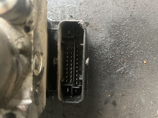 bontott OPEL VIVARO ABS Kocka