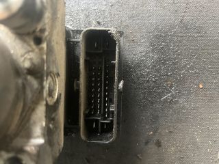 bontott OPEL VIVARO ABS Kocka