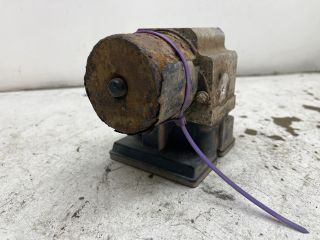 bontott OPEL VIVARO ABS Kocka