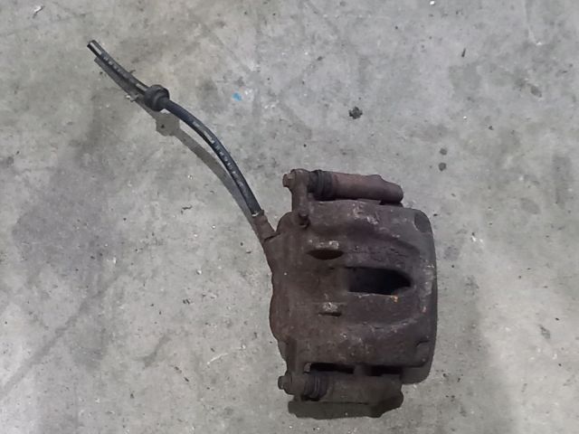 bontott OPEL VIVARO Bal első Féknyereg Munkahengerrel