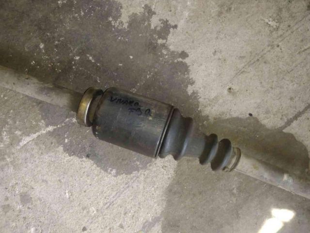 bontott OPEL VIVARO Bal Féltengely