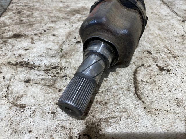 bontott OPEL VIVARO Bal Féltengely