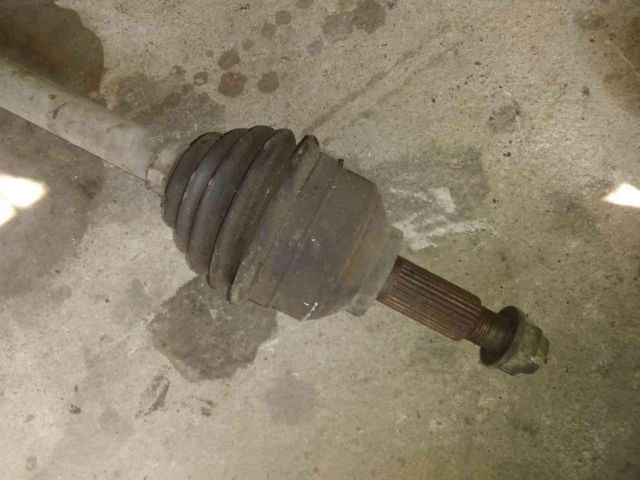 bontott OPEL VIVARO Bal Féltengely