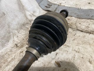 bontott OPEL VIVARO Bal Féltengely