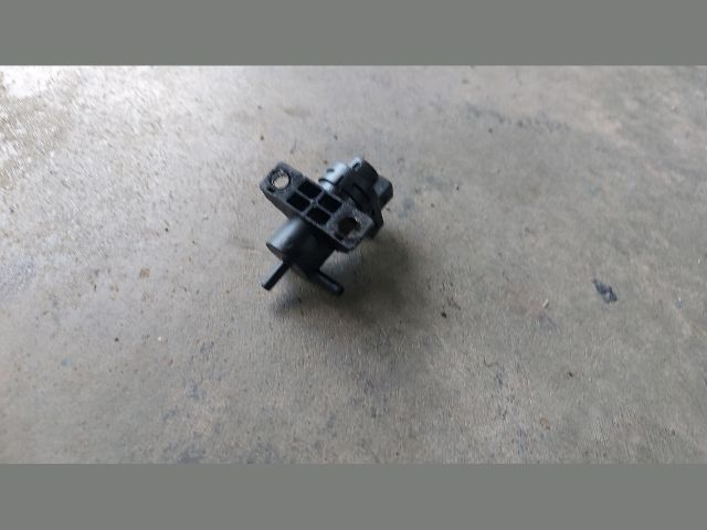 bontott OPEL VIVARO EGR / AGR Vákum Szelep