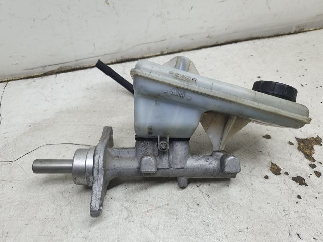 bontott OPEL VIVARO Főfékhenger