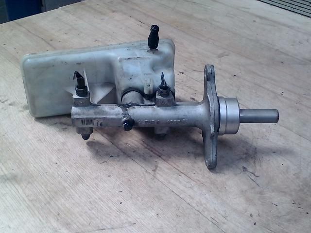 bontott OPEL VIVARO Főfékhenger