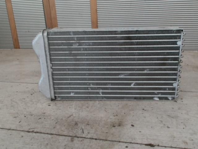 bontott OPEL VIVARO Fűtőradiátor