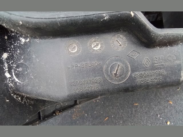 bontott OPEL VIVARO Homlokfal (Üres lemez)