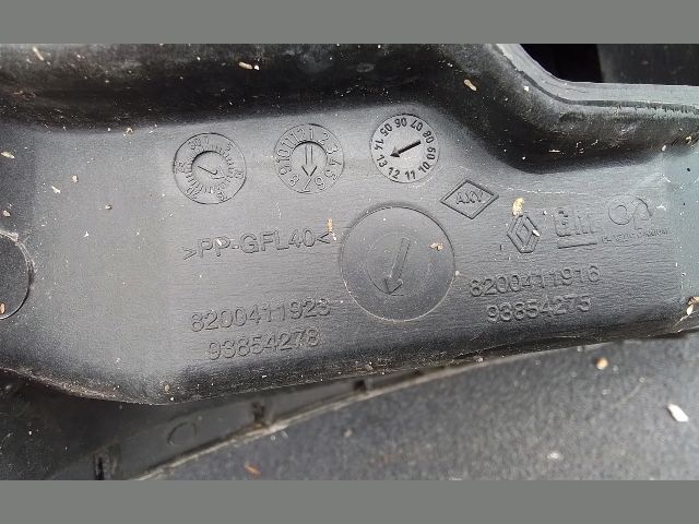 bontott OPEL VIVARO Homlokfal (Üres lemez)