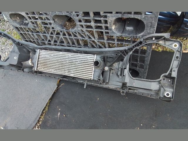 bontott OPEL VIVARO Homlokfal (Üres lemez)