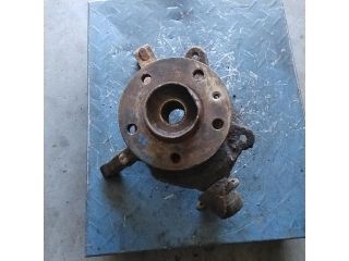 bontott OPEL VIVARO Jobb első Csonkállvány Kerékaggyal