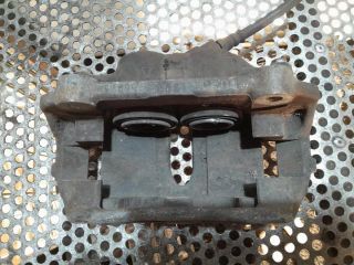 bontott OPEL VIVARO Jobb első Féknyereg Munkahengerrel