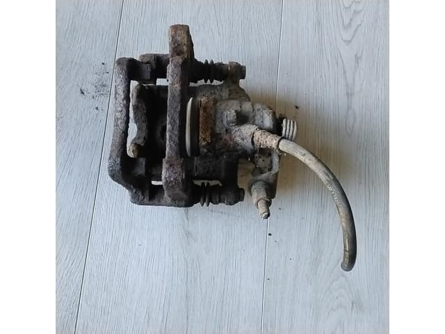 bontott OPEL VIVARO Jobb hátsó Féknyereg Munkahengerrel