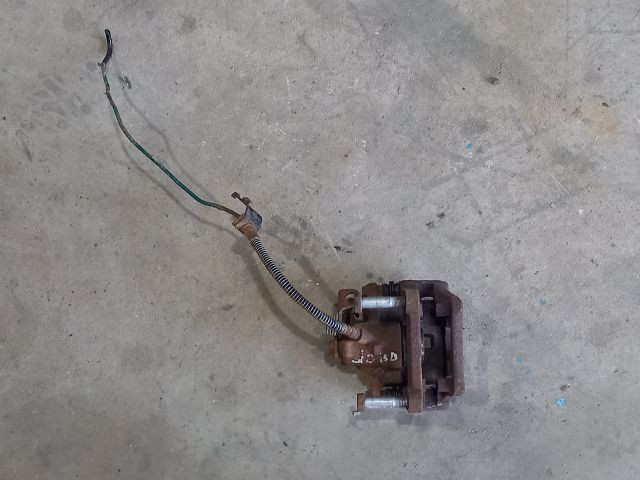 bontott OPEL VIVARO Jobb hátsó Féknyereg Munkahengerrel