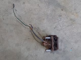 bontott OPEL VIVARO Jobb hátsó Féknyereg Munkahengerrel