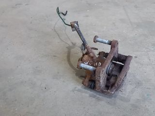 bontott OPEL VIVARO Jobb hátsó Féknyereg Munkahengerrel