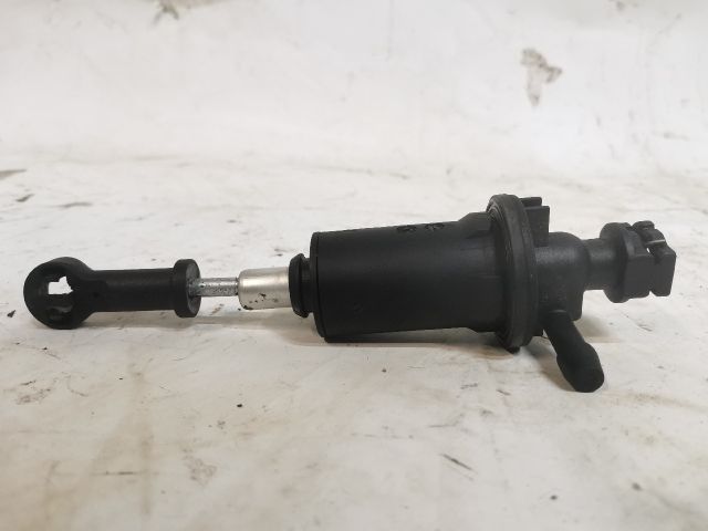 bontott OPEL VIVARO Kuplung Munkahenger