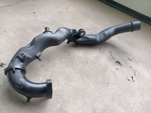 bontott OPEL VIVARO Légbeömlő Cső