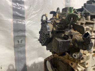 bontott OPEL VIVARO Motor (Fűzött blokk hengerfejjel)