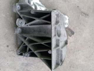 bontott OPEL VIVARO Nagynyomású Szivattyú Bak