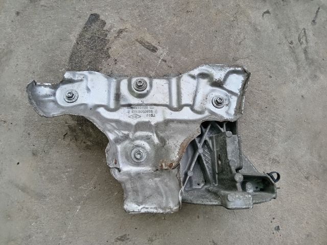 bontott OPEL VIVARO Nagynyomású Szivattyú Bak