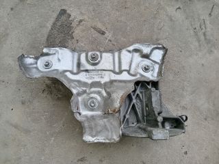 bontott OPEL VIVARO Nagynyomású Szivattyú Bak