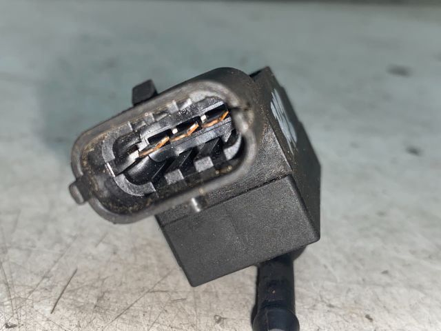 bontott OPEL VIVARO Szívócső Nyomásérzékelő